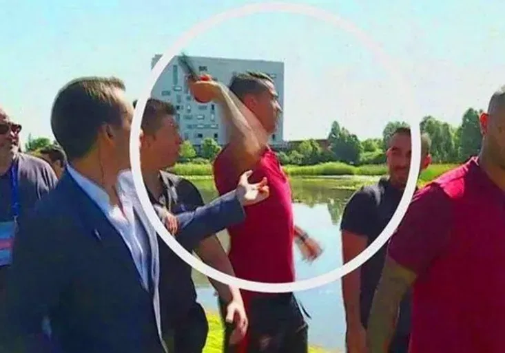 VIDEO: Panečku, ten letěl! Podívejte, co frustrovaný Ronaldo udělal s mikrofonem!