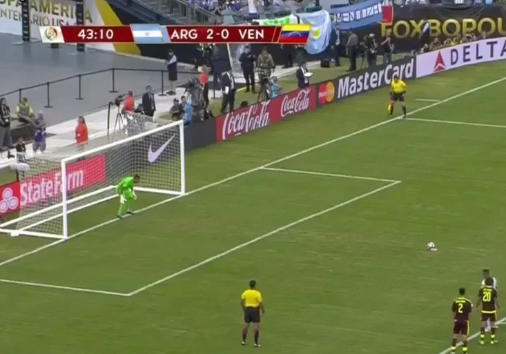 „Mamma mia!“ řval komentátor aneb Když proti MESSIMU a spol. nevyjde supertrik