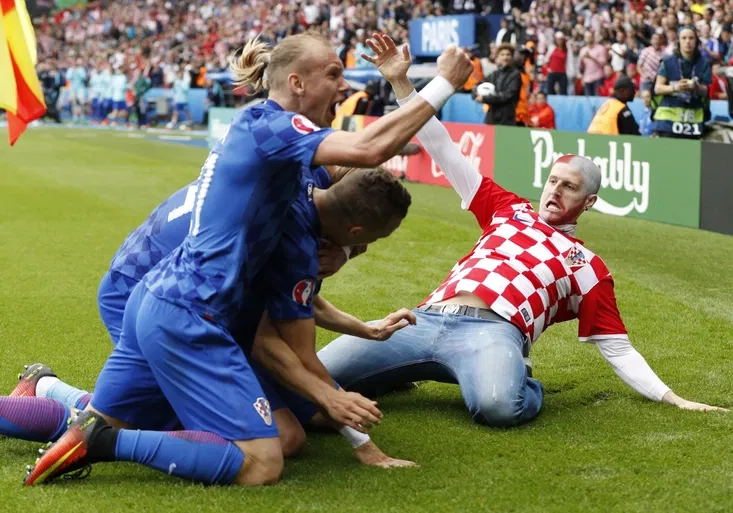 Senzační volej Modriče! Úžasný gól oslavil na hřišti i chorvatský fanoušek