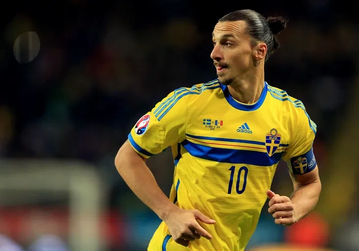Proč ještě Zlatan nepřestoupil do United? Je za tím obří finanční bonus!