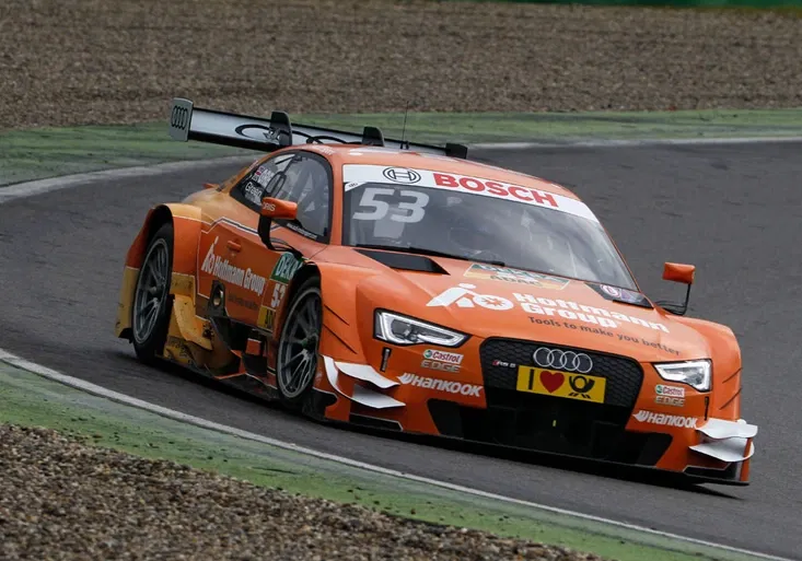 Víkend s vůní benzínu! Parádní automobilové závody na O2 Sport