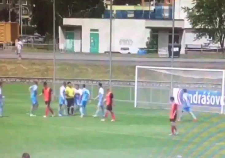 Už i u dorostu?!!! Jak a hlavně proč rozhodčí tlačil Liberec v Boleslavi?