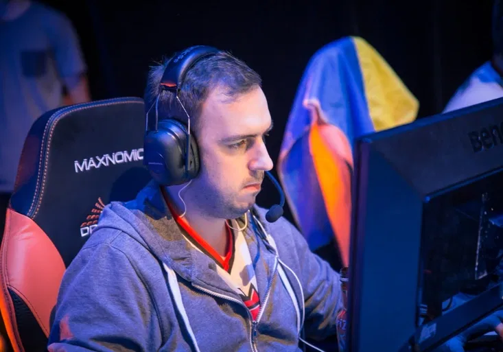 Oskar vystřílel HellRaisers na DreamHack Tours kvalifikaci na turnaj o milion dolarů!