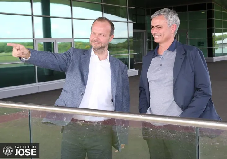 Mourinhův první den. Se kterou legendou Manchesteru United se stačil udobřit?