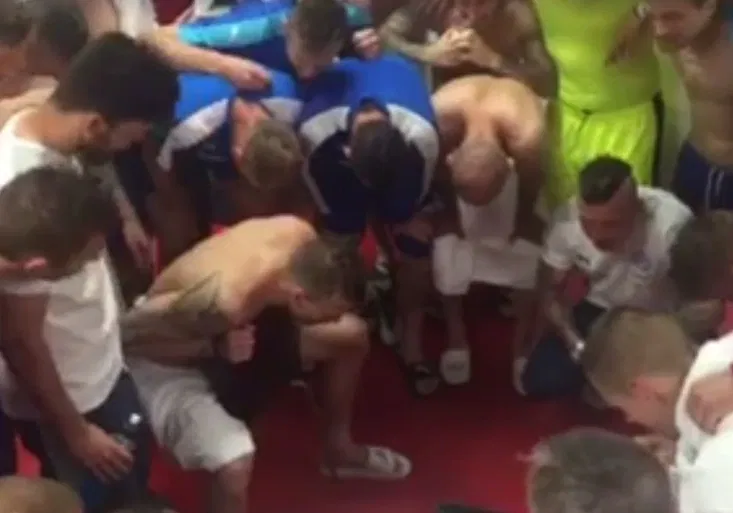 Takhle slaví černý kůň Eura! Znáte slovenský pokřik PALMOLIVE?