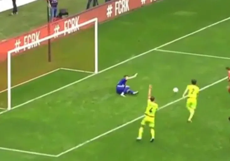 Úžasný dvojzákrok!  Akinfejev zachránil ruský titul i SPARTU! Proč slaví i Češi?