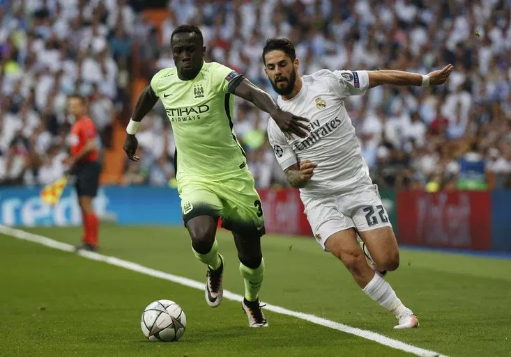 Bizarní prekérka! Proč záložník Realu Isco nemůže venčit svého psa?