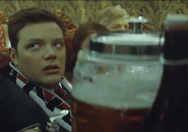 VIDEO: Lufthansa? Němci? Co čeká anglické fanoušky na palubě letadla?