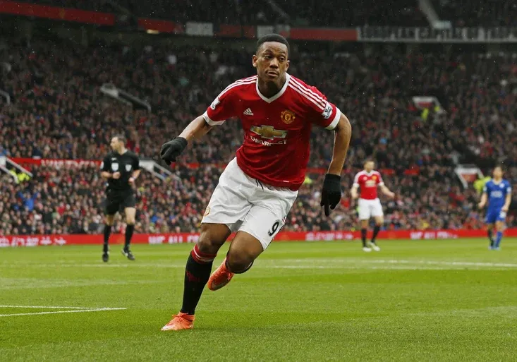 Komu fandí Facebook? Mladým hráčem roku je Martial! A co další ceny?