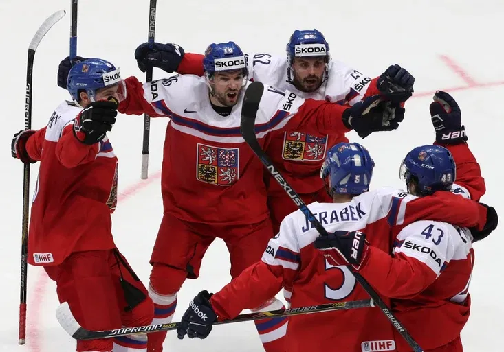 VIDEO: Hrdina Birner! Češi báječně obrátili duel se Švédy