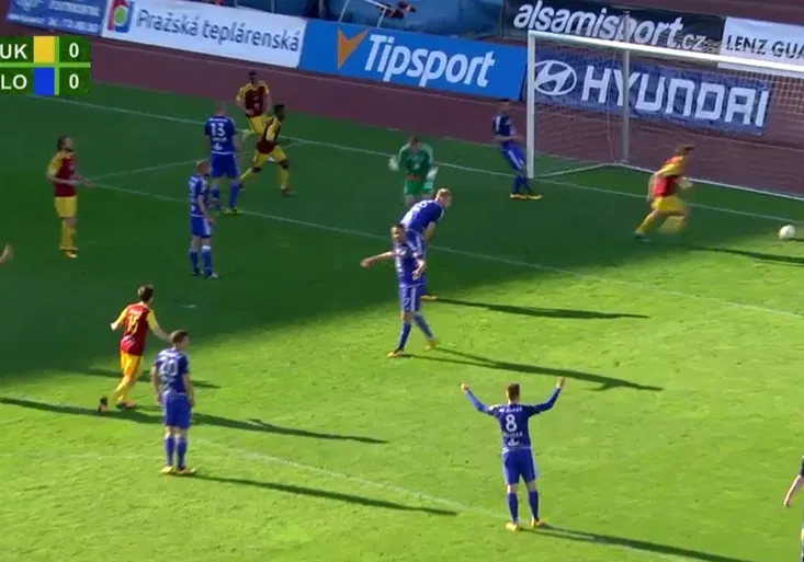 VIDEO: Další olomoucký průšvih a záchrana se Sigmě vzdálila. Oddechla si Slavia