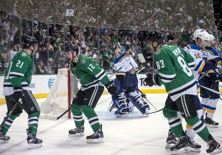 První hvězda zápasu! Jak Radek Faksa rozjásal fanoušky Dallasu?