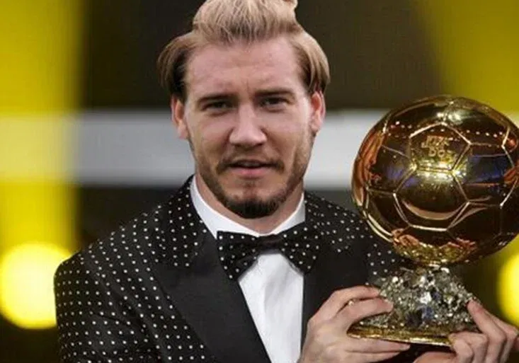 Lord Bendtner je volný! Wolfsburg s ním ukončil smlouvu z bizarních důvodů!