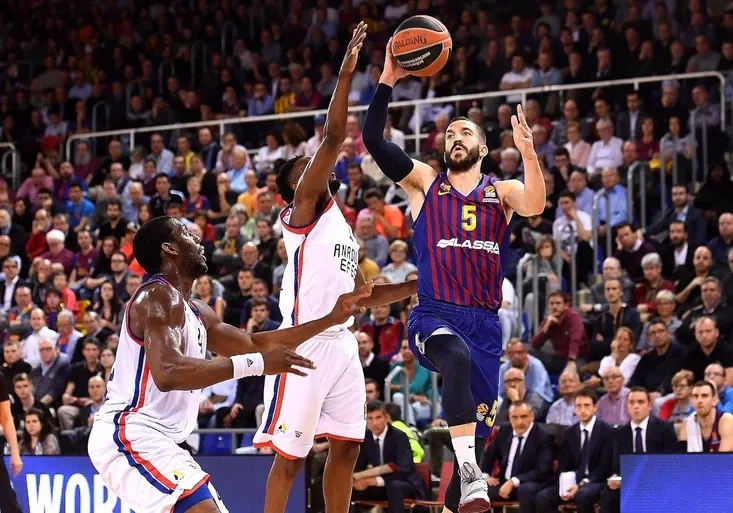 Pozná Euroliga složení Final Four? Fenerbahce, CSKA a Efes zaútočí na postupové výhry!