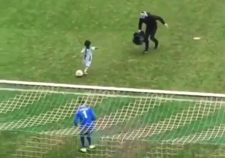 VIDEO: To je luxus! Drobeček z Nizozemska dokonale napodobil Ronalda!