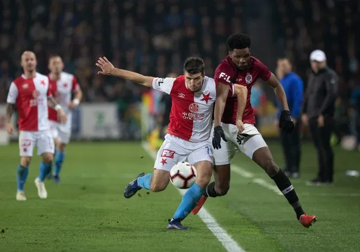 Taháky 28. kola FORTUNA:LIGY: Praha vyhlíží derby slavných "S", Plzeň se chystá na Baník