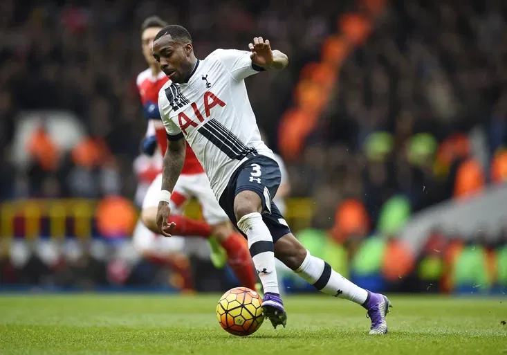 Premier League: Aston Ville stávkují fanoušci. Tottenham zahání paniku