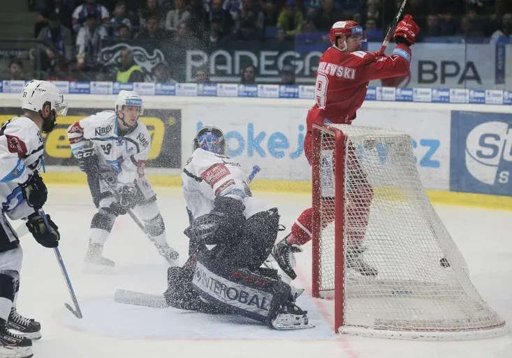 Oceláři Třinec vs. Škoda Plzeň: Bude v sérii i nadále vítězit hostující tým?