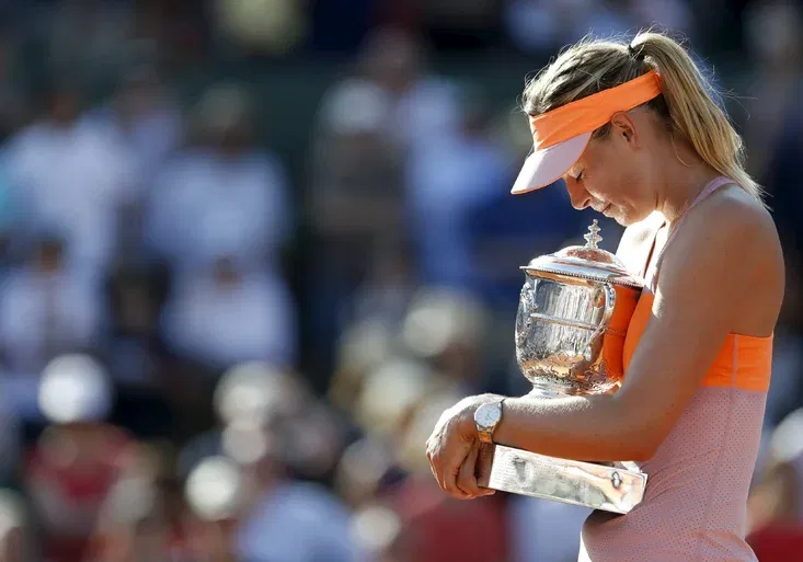 Reakce na tenisový šok? Šarapovová už přišla o sponzory! Navrátilová se Rusky zastává