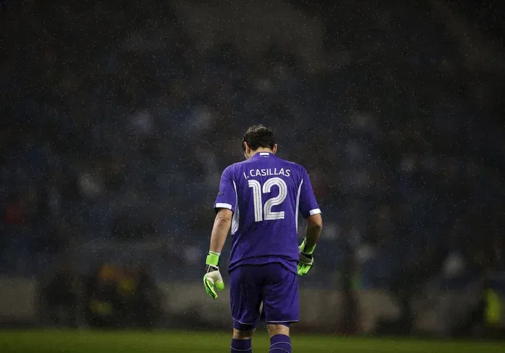 Hrát si na Neuera se nevyplatilo. Předvedl Iker Casillas největší zkrat v kariéře?