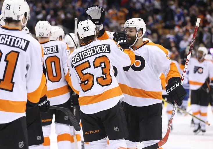 Gudas se tentokrát ukázal ve skvělém světle. ČTYŘI body a trefa z půlky hřiště!