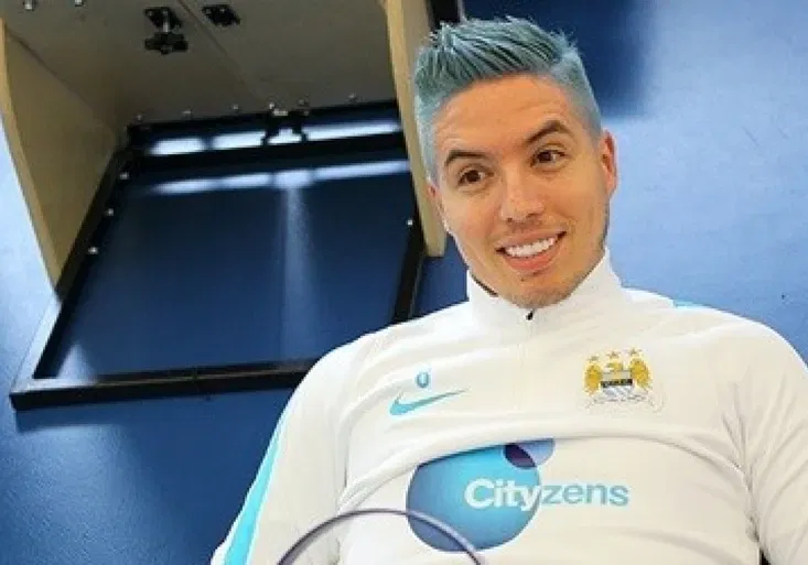 Zešílel? Nasri si na finále nachystal na hlavě komedii. Fanoušci ho na síti zmasakrovali! Podívejte se!