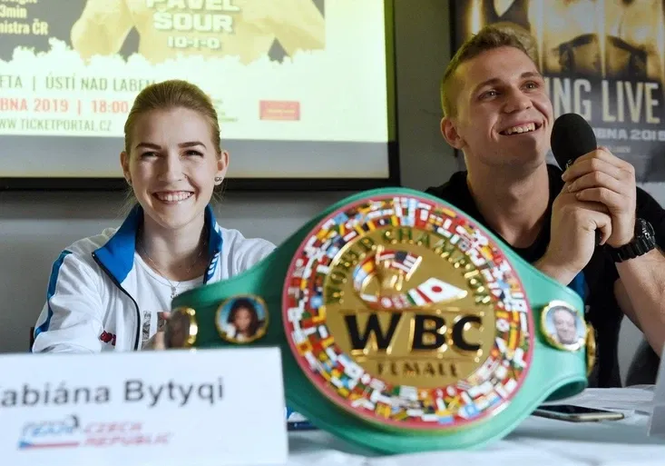 Boxing Live na O2 TV Sport: Bytyqi čeká obhajoba titulu, jak dopadne střet českých obrů?