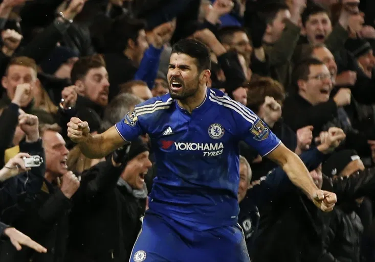 Diegu Costovi zlomil nos spoluhráč! Chelsea se mění v maskovanou armádu!