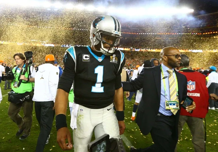 Rozladěný „Superman“ Cam Newton. Odchod z tiskovky a sázka na soupeře?