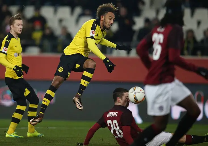 Zatavená Sparta vzdorovala Dortmundu jen poločas. Podívejte se na góly z exkluzivní přípravy