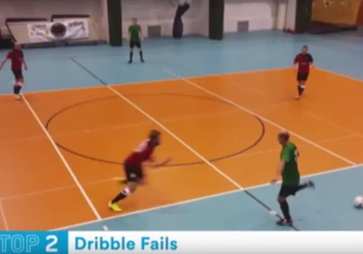 Klička roku 2015? Futsalista se ošklivě přepočítal, ale stal se slavným