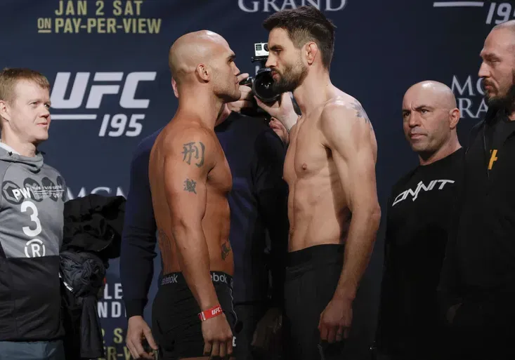 Nemilosrdný proti Rozenému zabijákovi. Robbie Lawler vs Carlos Condit. Souboj o titul UFC živě!