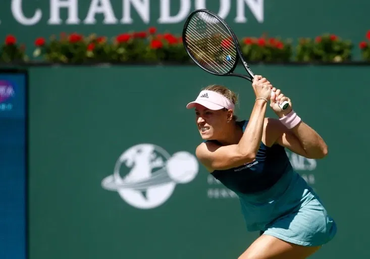 Německá zkušenost vs. kanadské mládí. Kdo si v Indian Wells dojde pro titul?