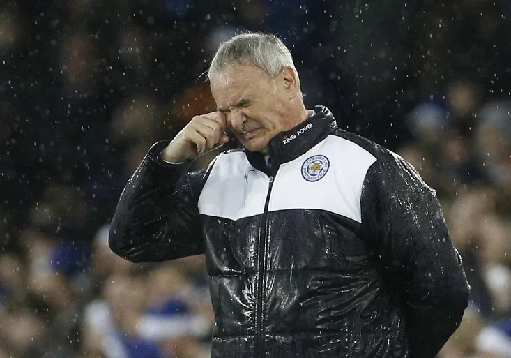Perličky z Premier League: Proč musel Ranieri, manažer vedoucího Leicesteru, na espresso sám?