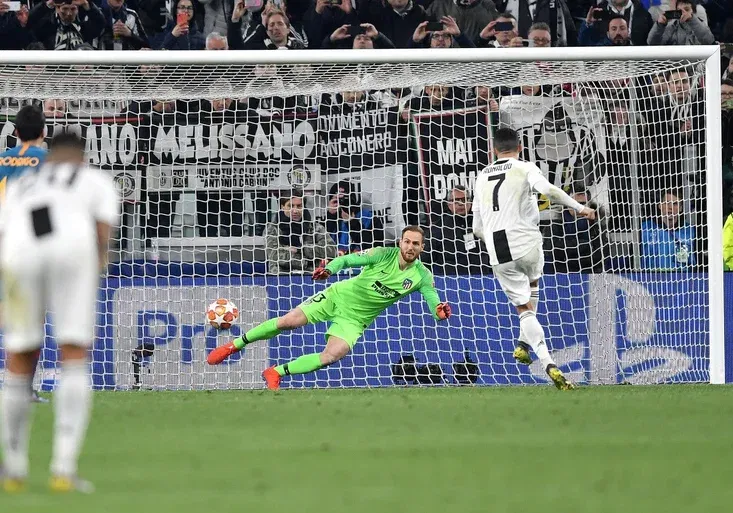 Velké obraty i vzestup klubů z Premier League. Takové bylo osmifinále Ligy mistrů