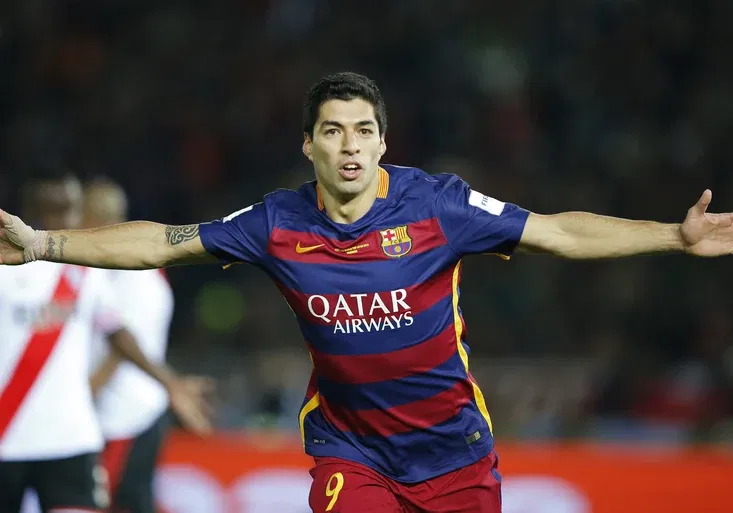 Barcelona vládne světu. Co mají společného Suárez a Pelé?