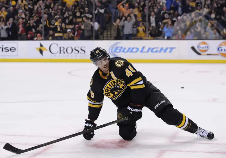 NHL: Jágrovi Panteři na Medvědy Davida Krejčího nestačili. Hurikán Nestrašil opět bodoval