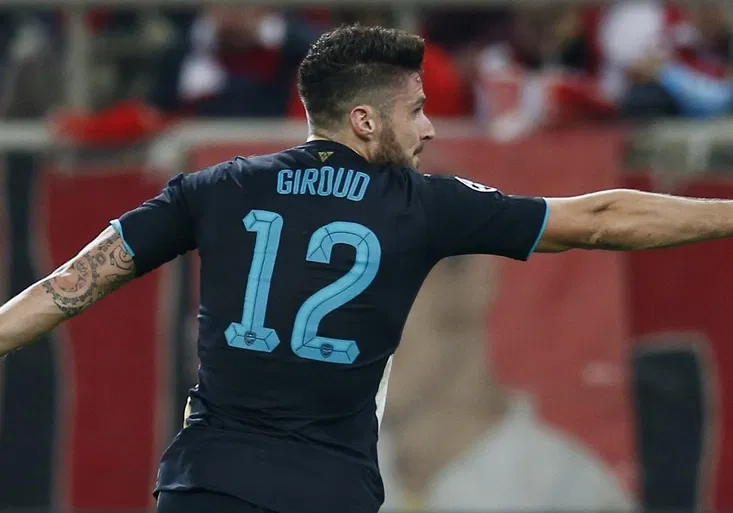 Liga mistrů: Giroud prostřílel Arsenal do osmifinále. Senzační postup slaví belgický Gent