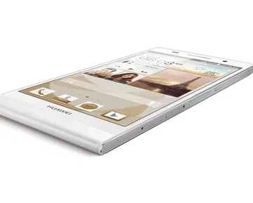 Tenký elegán z Číny. Recenze Huawei Ascend P6