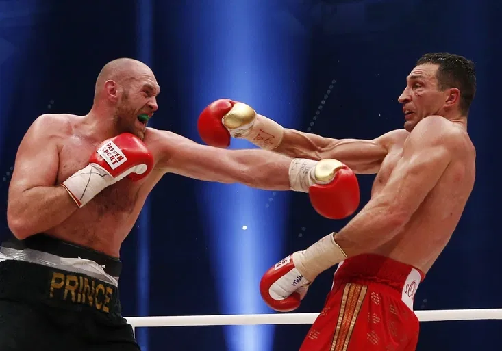 Senzace v ringu: Kličko prohrál po 11 letech. Novým králem je Fury!