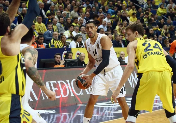 Euroligový šlágr Real vs. Fenerbahce na O2 TV Sport: Kdo uspěje v repríze finále?