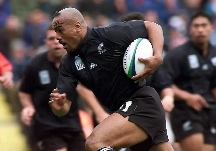 Ragbyová superstar náhle opustila svět. Jaké byly poslední okamžiky života Jonaha Lomua