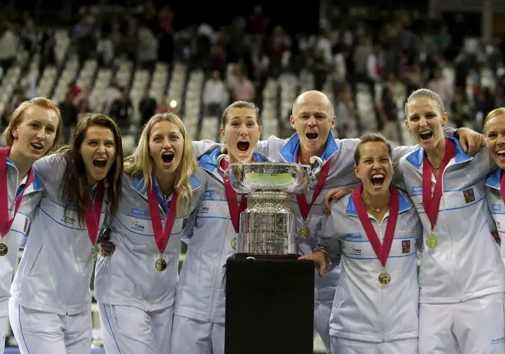 Karolína Plíšková je hrdinkou. Češky otočily stav a obhájily titul ve Fed Cupu!