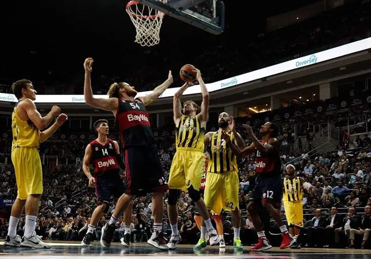 Euroliga: Přežije Jan Veselý s Fenerbahce srbské peklo? Sledujte živě na O2 Sport!