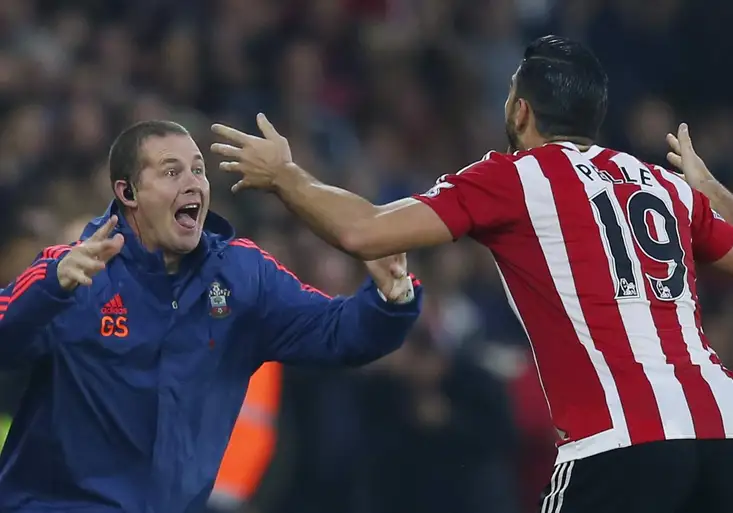 Premier League: Everton si zastřílel, Southampton slavil výhru v ragbyovém stylu