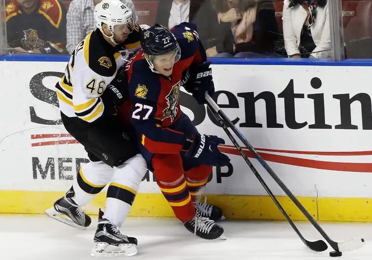 NHL: David Krejčí zakulatil statistiku asistencí. Jaromíra Jágra se na ledě bát nemusel