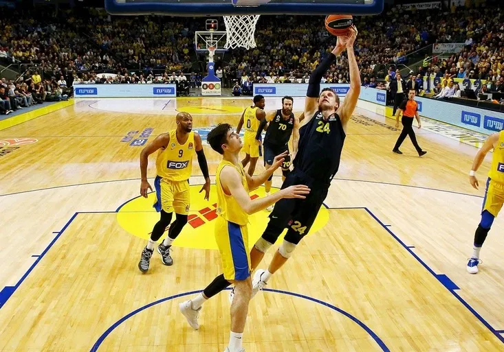 Fenerbahce s Veselým čeká derby, Barcelona vyzve Real. Taháky Euroligy na O2 TV Sport!