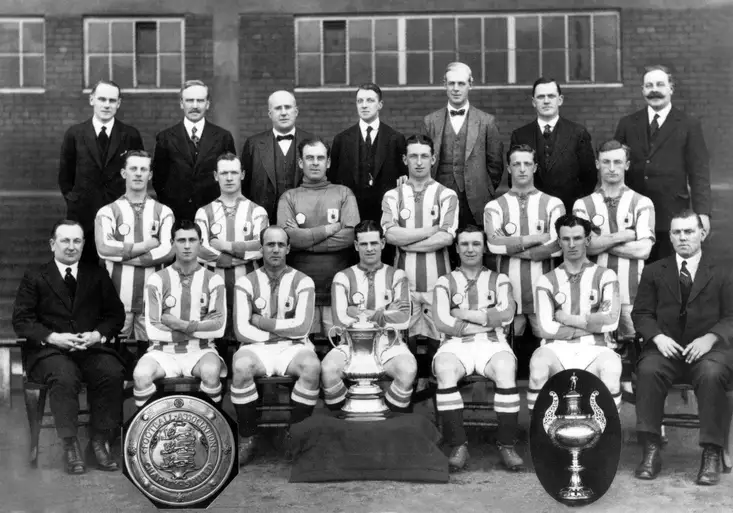 Milníky anglického fotbalu II: Huddersfield, inspirace pro Klapzubovu jedenáctku. Nebo naopak? (1923–1926)