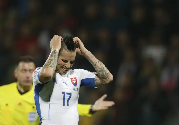 Kvalifikace ME: Slaví Španělé a Švýcaři. Slováci ztratili kouzlo, prohráli s Běloruskem a mají poslední opravu