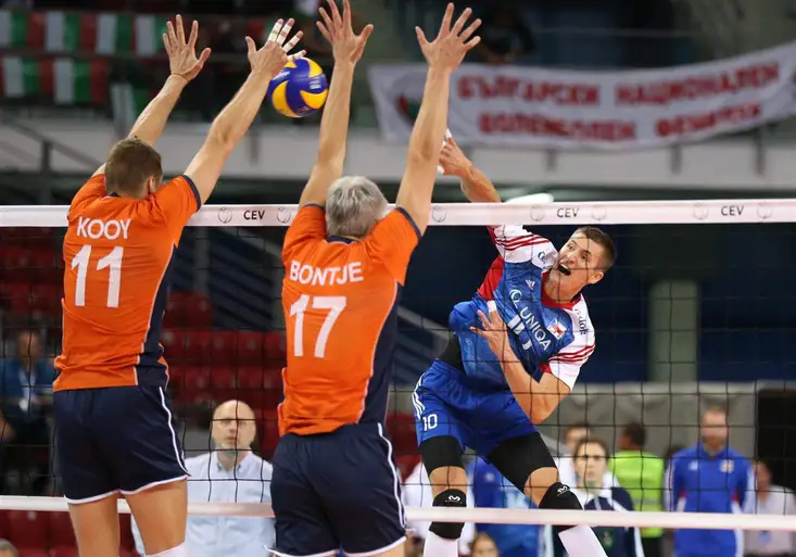 Češi na volejbalovém ME na úvod padli. V sobotu zabojují s domácími Bulhary. Živě na O2 Sport!